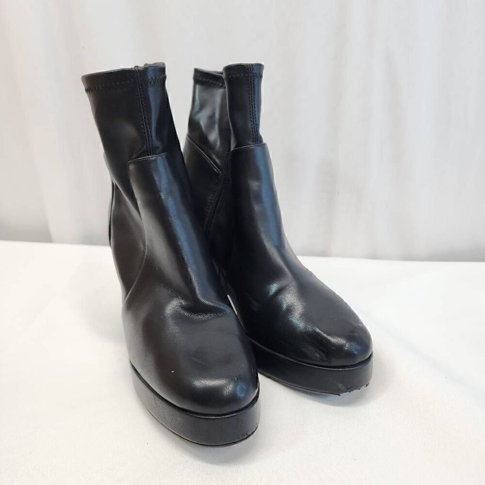 House of Harlow 1960 Zuri Ankle Boots Black Size 9 Q